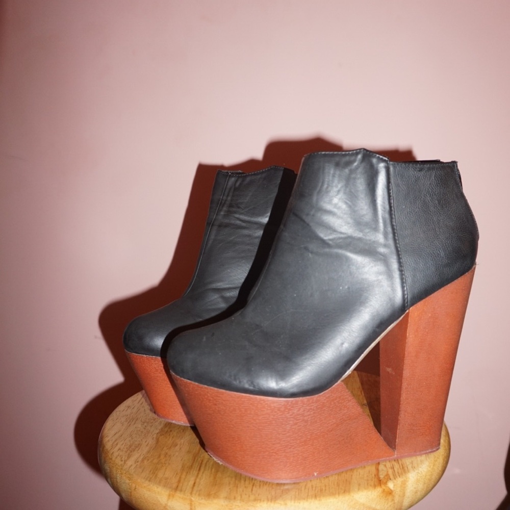 Black Platform Shoes - image 3